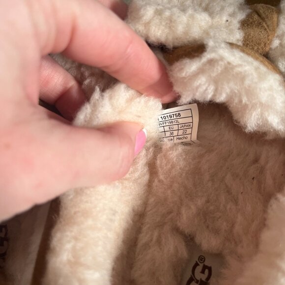 Ugg Australia Ansley Fur Bow Moccasin Slippers Size 5 - Picture 7 of 8